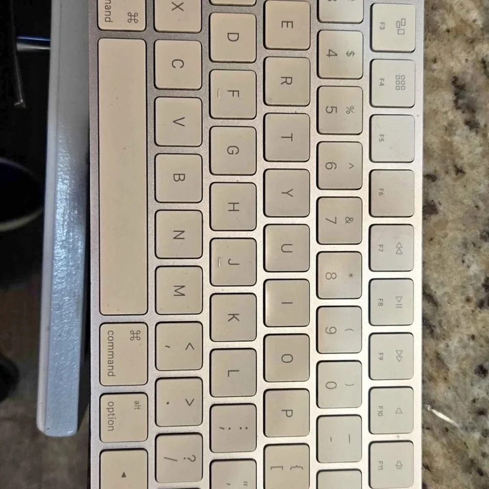Apple Keyboard in Silver and White
